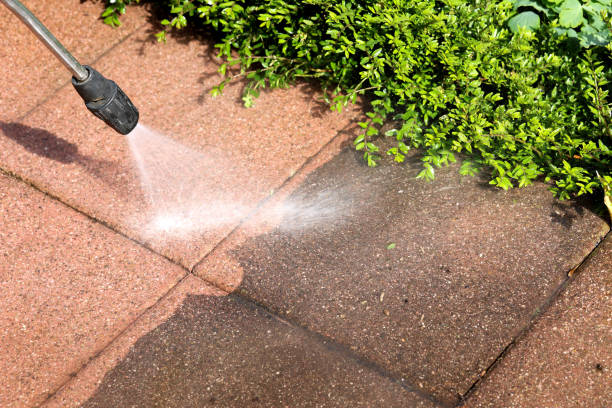 Best Concrete Pressure Washing  in Sterling, IL